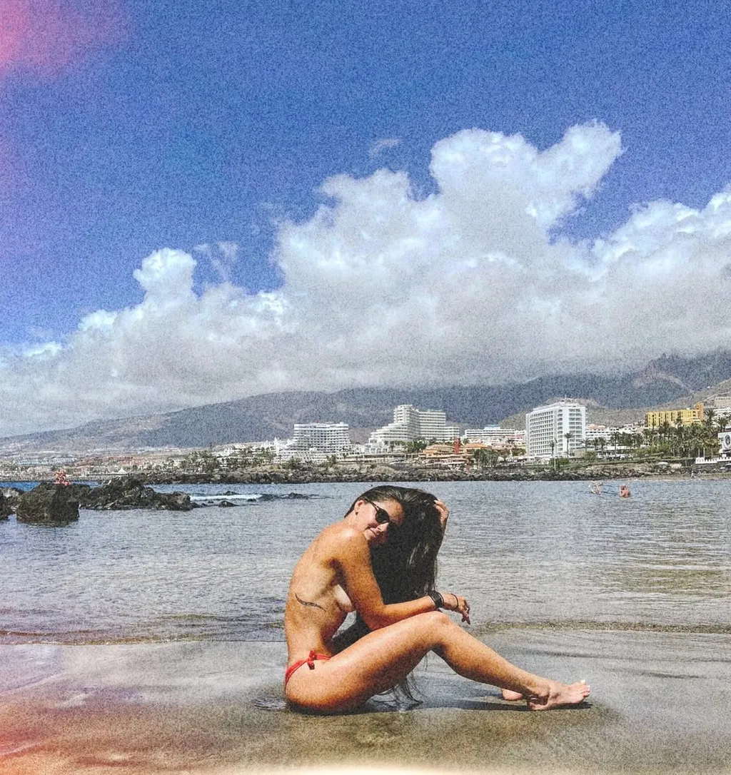 A szuperszexi Only Fans-lány, Alex Ianculescu 