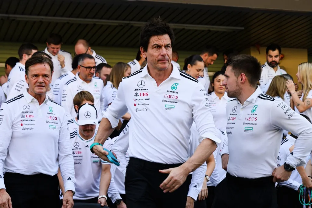 Toto Wolff szerint csak figyelemelterelés, hogy trükközéssel vádolják a Mercedest