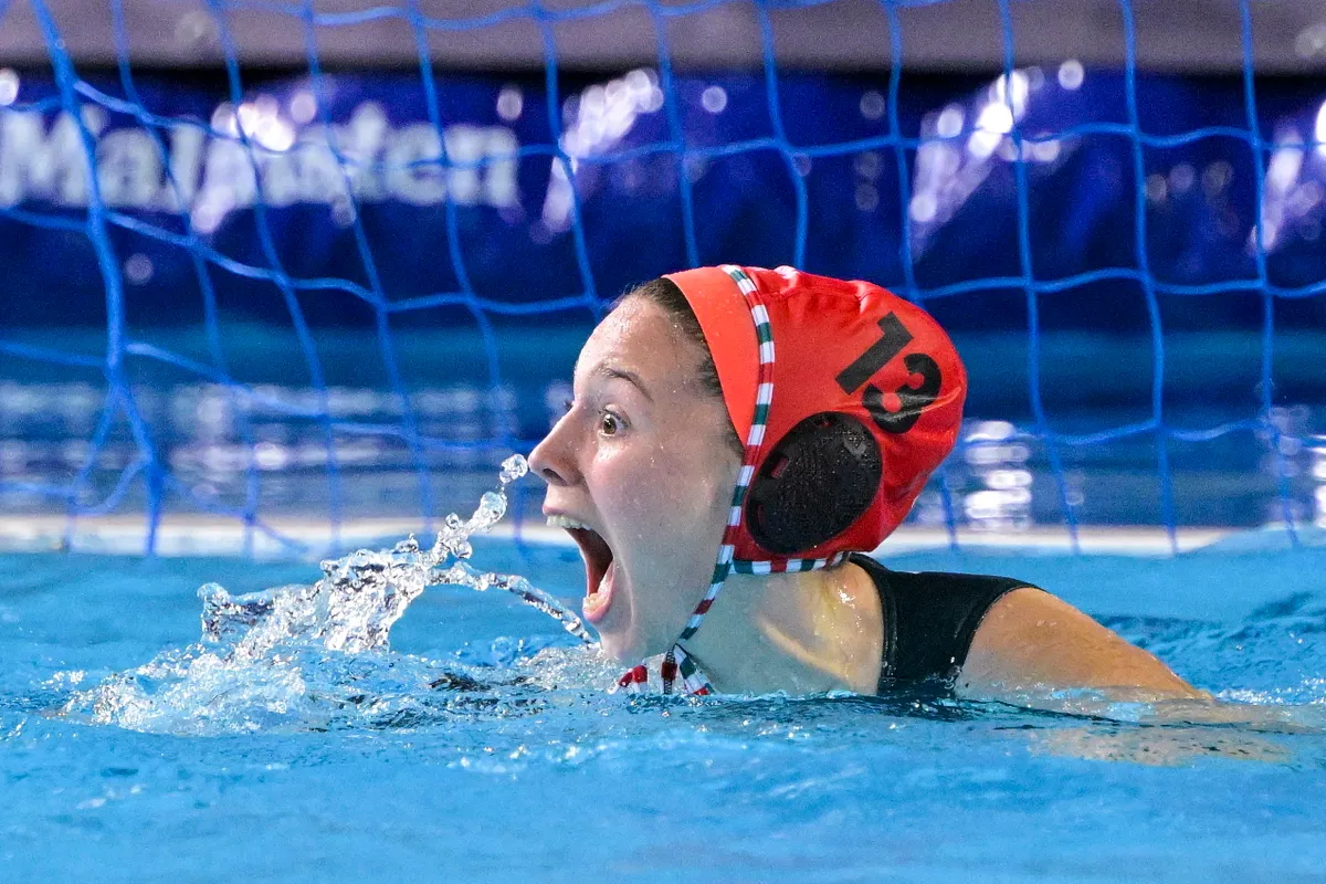 Golopencza Szonja volt a női vízilabda Európa-bajnokság elődöntőjében játszott Görögország-Magyarország mérkőzés hőse, két ötméterest is fogott