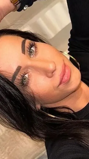 „Szexi vagy" – brutálisan vadító fotóval sokkolta a rajongóit a magyar tornászlány