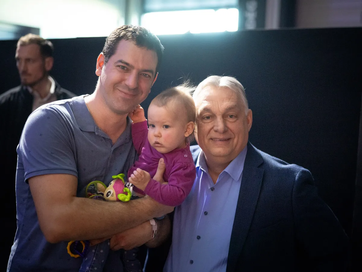 DPK, Digitális Polgári Körök, DigitálisPolgáriKörök, háborúellenes gyűlés, háborúellenesgyűlés, Esztergom, DPKEsztergom, 2026.02.28.