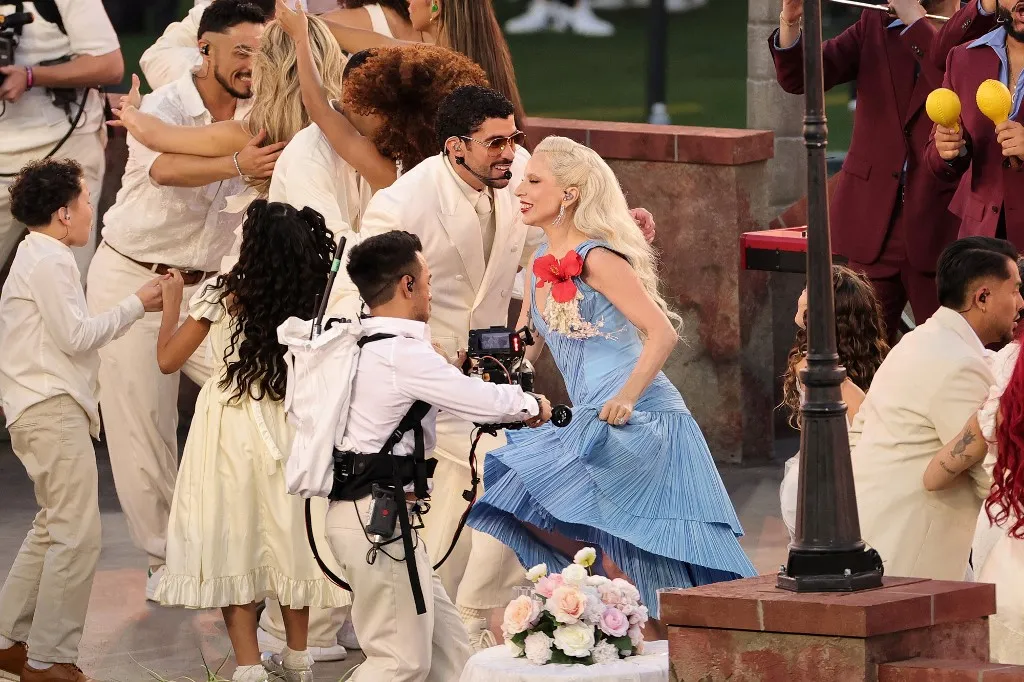 Lady Gaga is fellépett Bad Bunny mellett