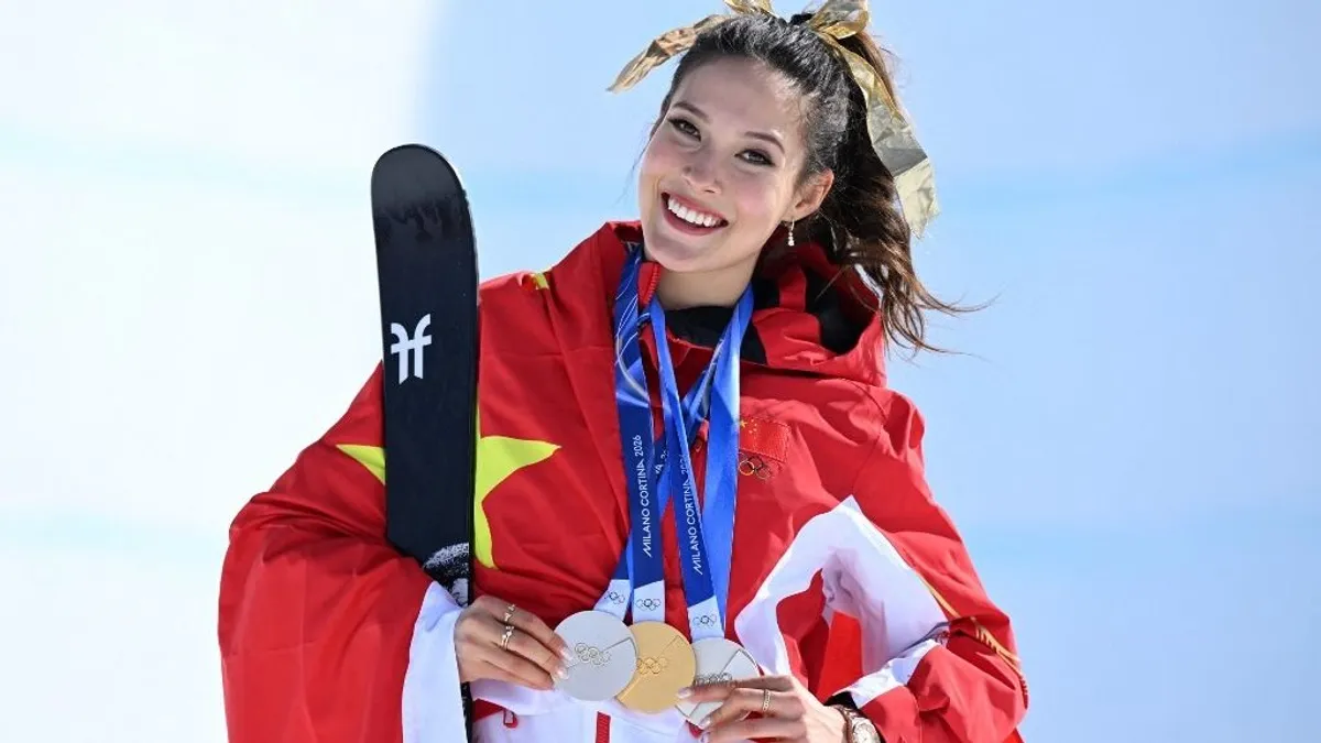 Porig alázta a pimasz firkászt az olimpia szuperszexi bombázója