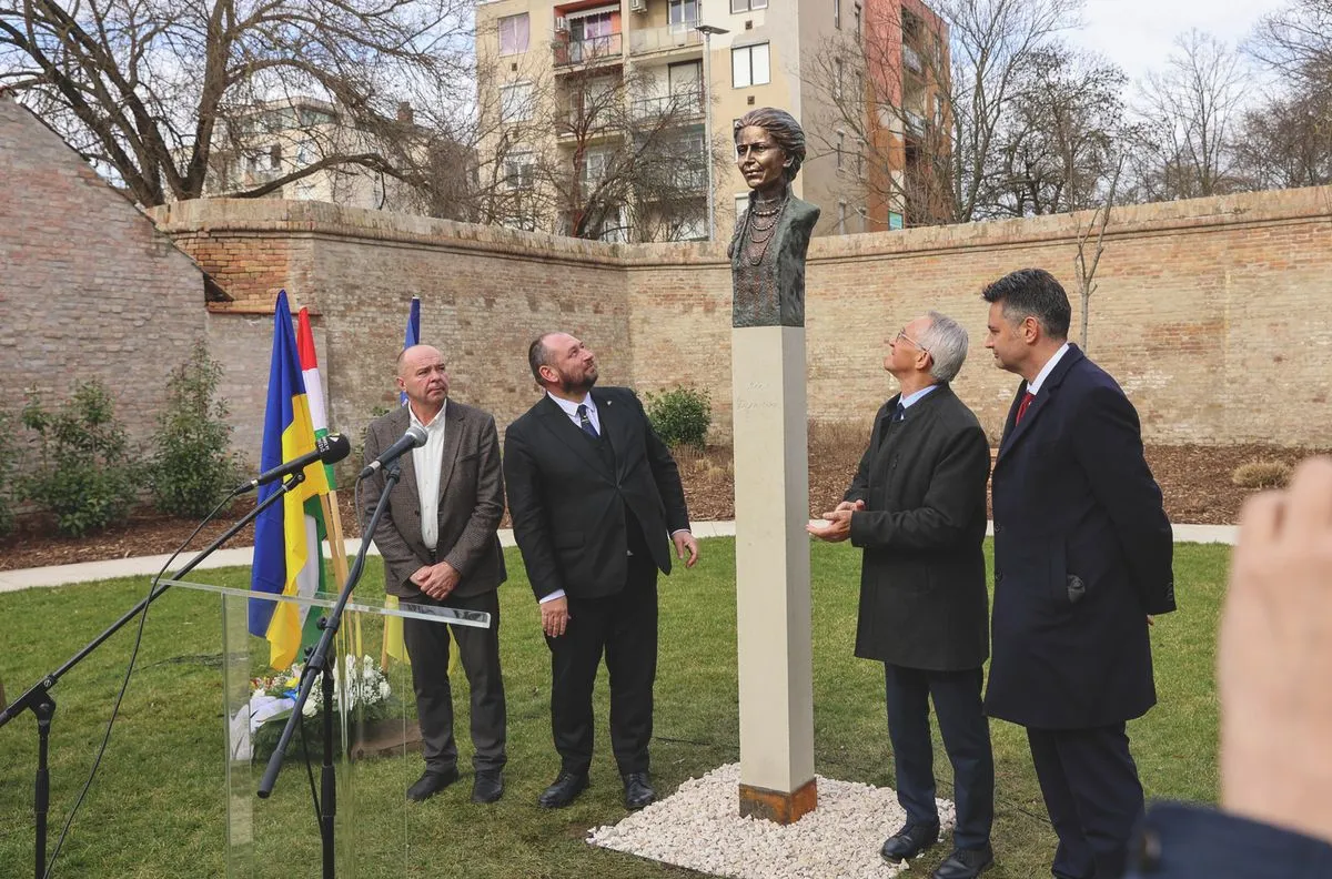  A Magyarországon szinte teljesen ismeretlen Leszja Ukrajinka ukrán költő szobrot kapott Hódmezővásárhelyen. Fotó: Karnok Csaba