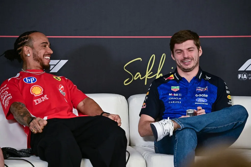 Lewis Hamilton és Max Verstappen a jövő héten kezdődő Forma-1-es szezonrajt előtt
