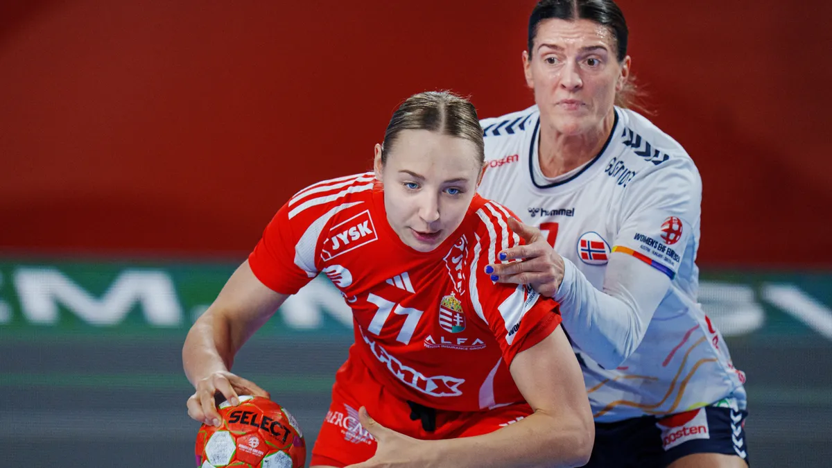 Simon Petra már régóta boldog párkapcsolatban él