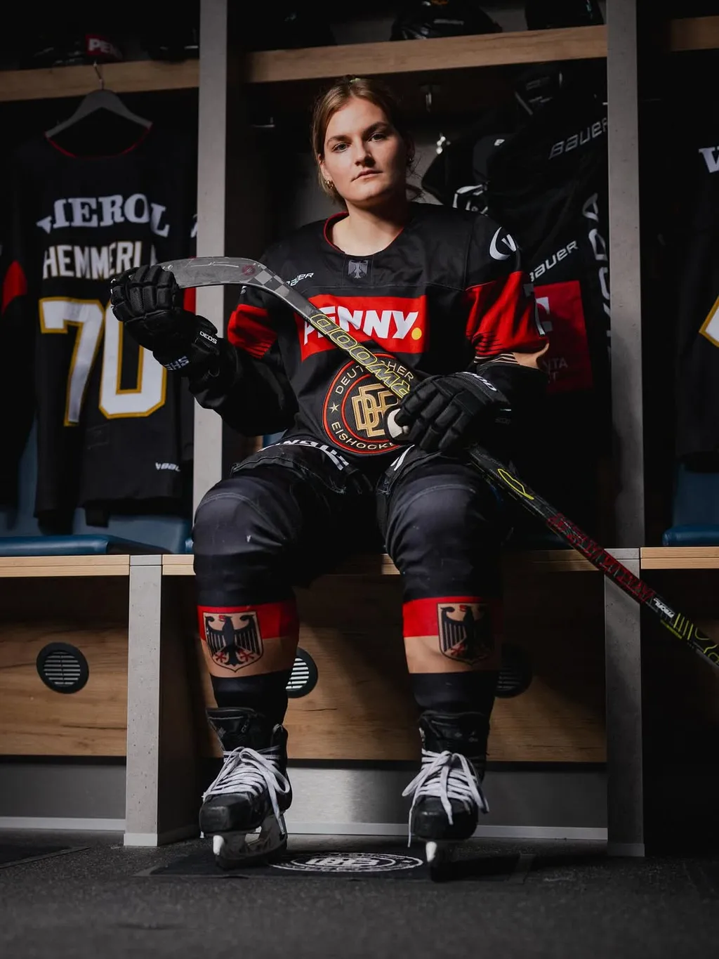 Levetkőzött a Playboynak a szexi német hokis, Franziska Feldmeier