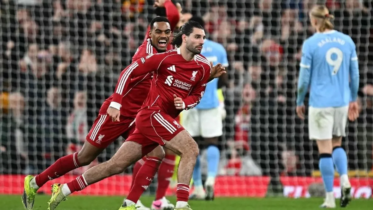 Szoboszlai Dominik őrületes szabadrúgásgólt rúgott a Manchester Citynek – videó