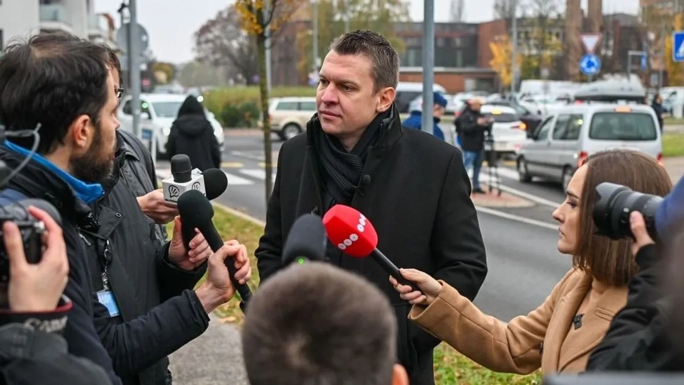 Kollár Kinga ne oktasson munkából és tisztességből! Kép