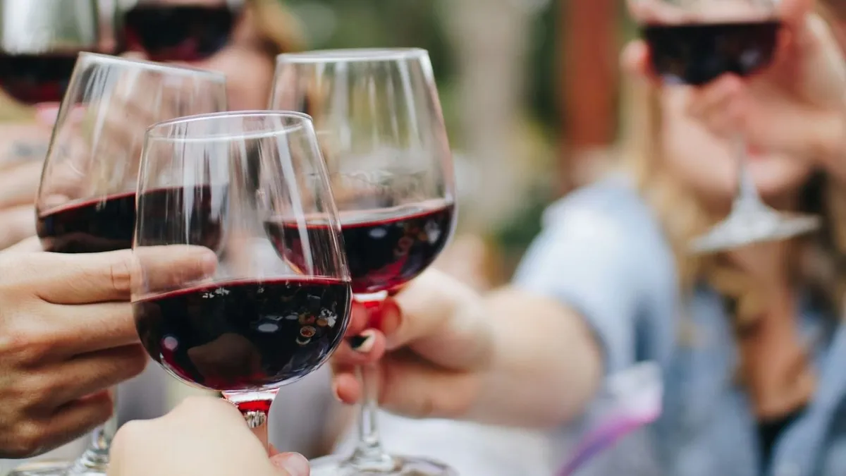 Az alkoholizmus kialakulása nem egyik napról a másikra kezdődik