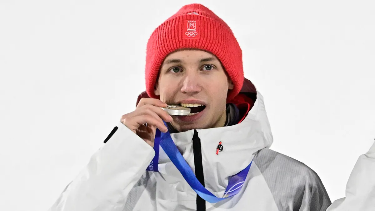 A mindössze 19 éves Kacper Tomasiak nemzeti hős lett Lengyelországban és nem csak az olimpiai érmei miatt