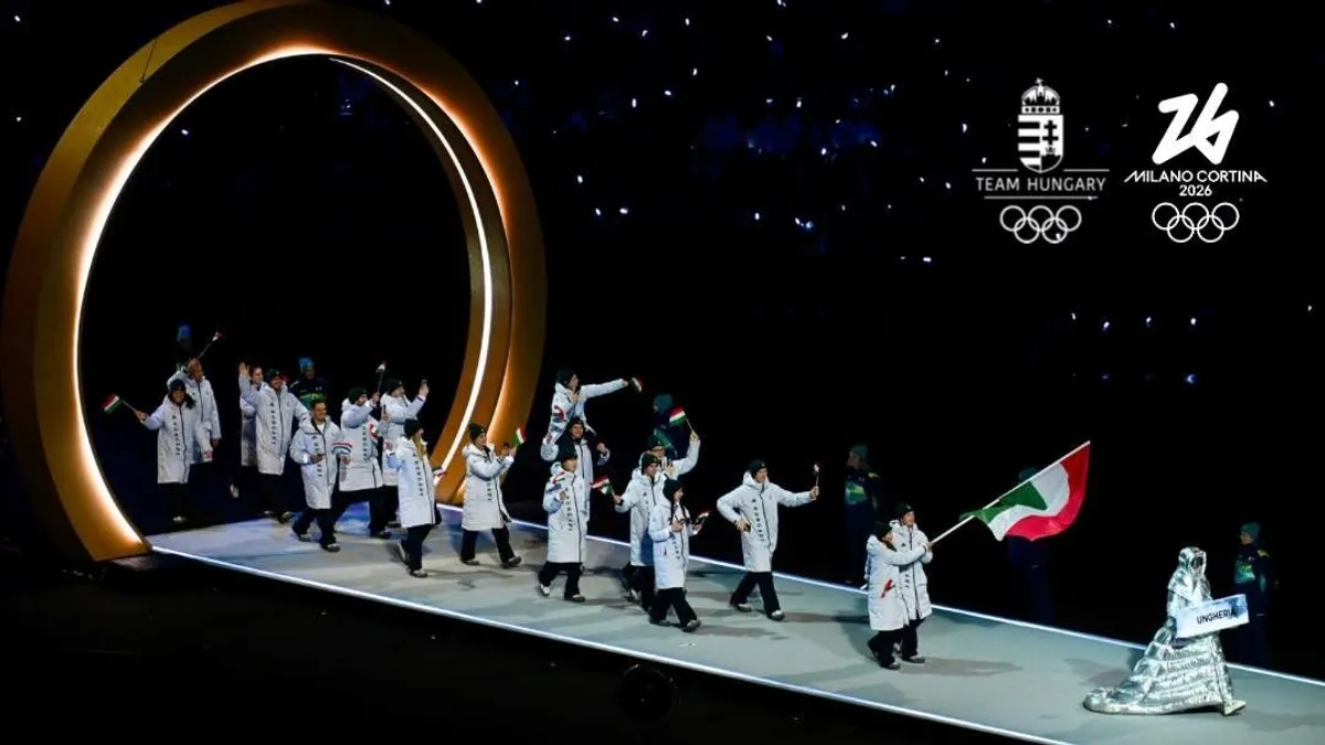 Hihetetlen: Rossi vezette a villamost a téli olimpia megnyitóünnepségén – videó