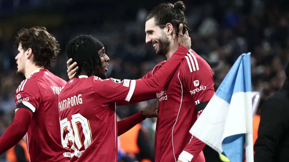 Jeremie Frimpong és Szoboszlai Dominik remekül megértik egymást