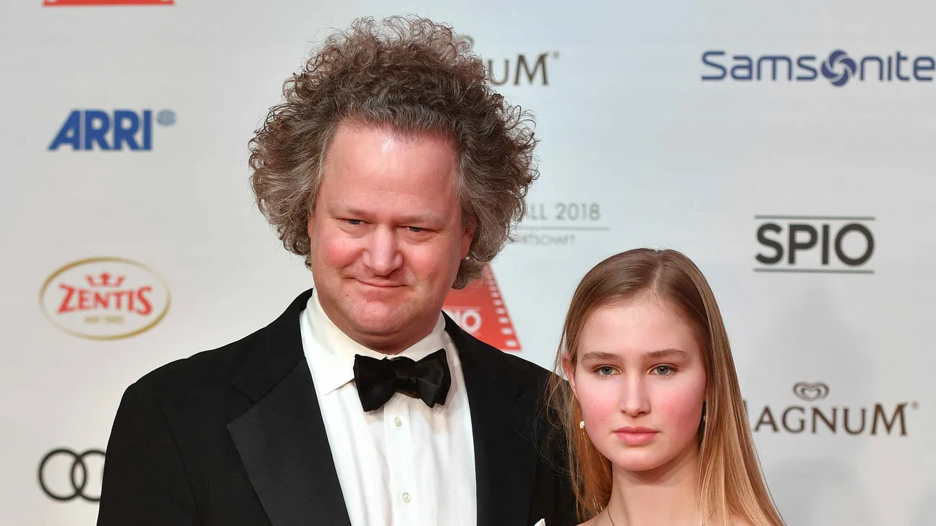 Összejött a milliárdos Gucci-örökös a német grófnővel – új álompár született Kép