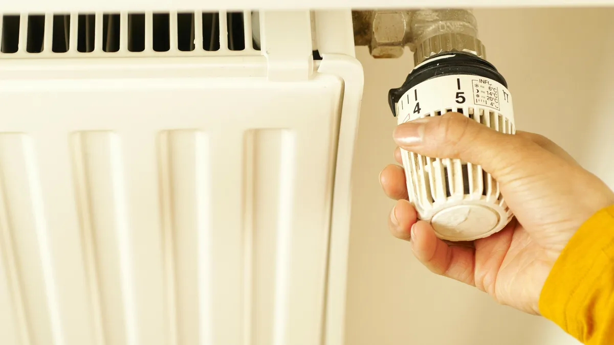 Olcsó orosz energia: drága leválni a magyar családoknak.