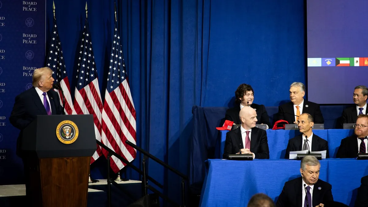 Orbán Viktor rendkívüli sajtótájékoztatót tart Washingtonban.