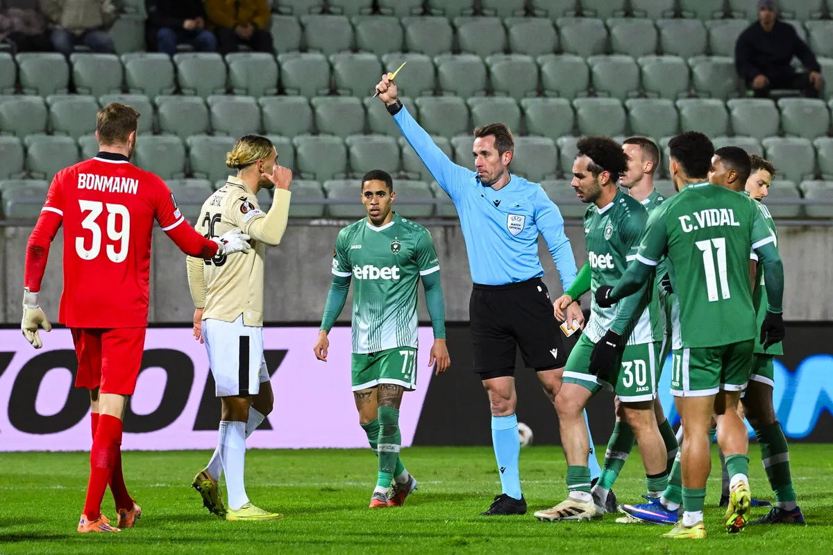 Cebrail Makreckis, a Fradi védője sárga lappal zárta a találkozót
