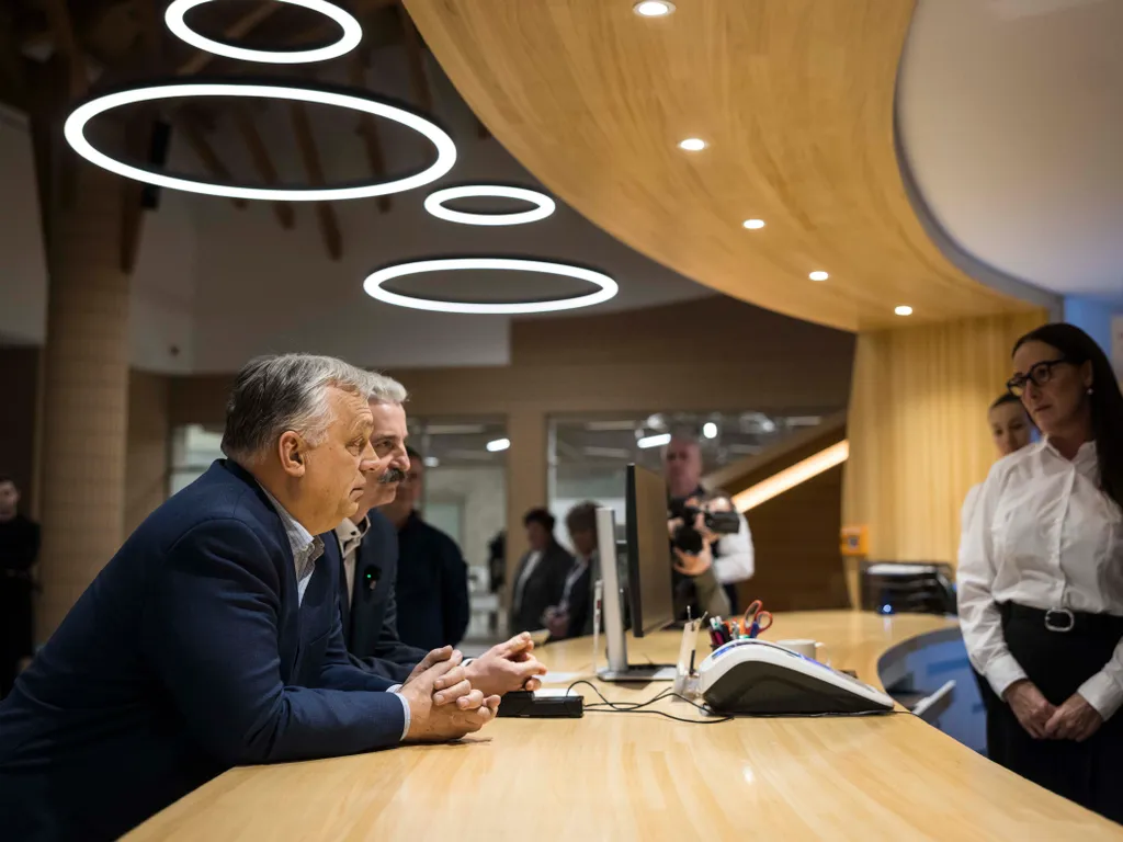 Orbán Viktor, országjárás Fejér vármegyében, OrbánViktor,