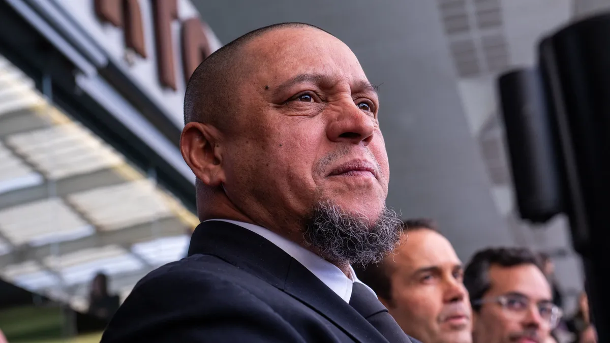 Roberto Carlos elkísérte a Real Madridot Portugáliába 