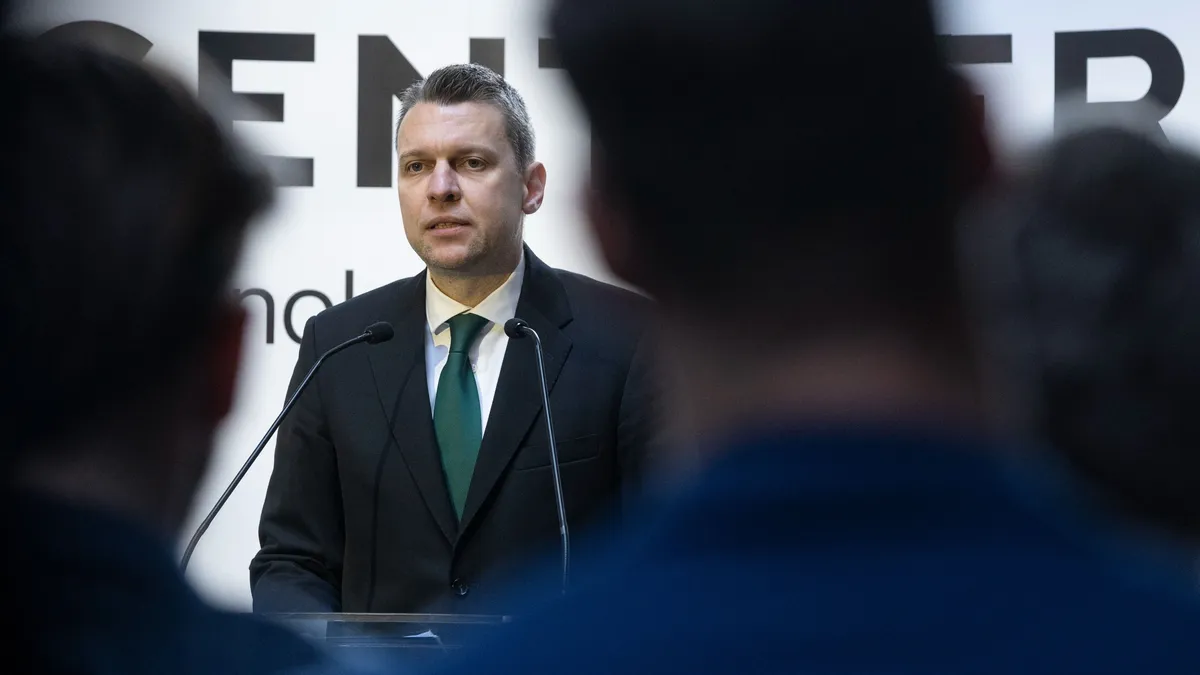 Menczer Tamás üzenete az aggresszív tiszásoknak.