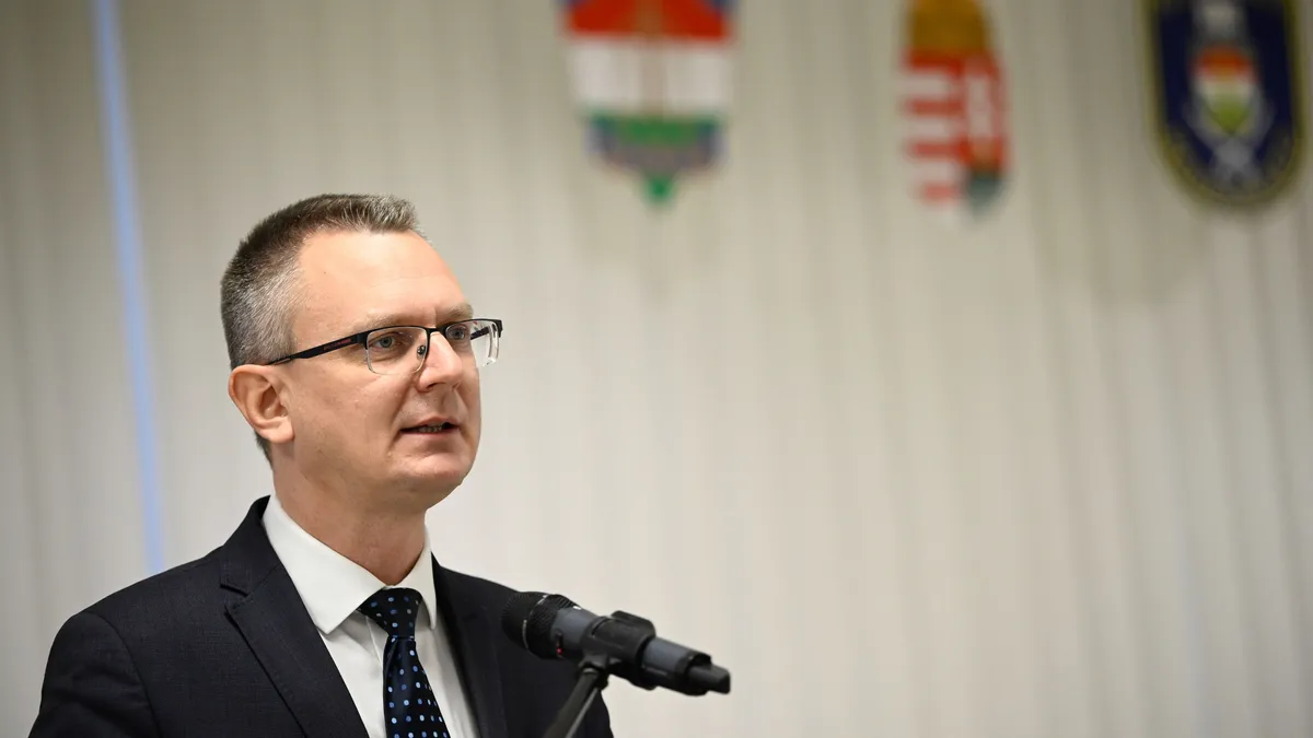 Brüsszel titkai napvilágra kerültek: háttéralkuk felfedve.