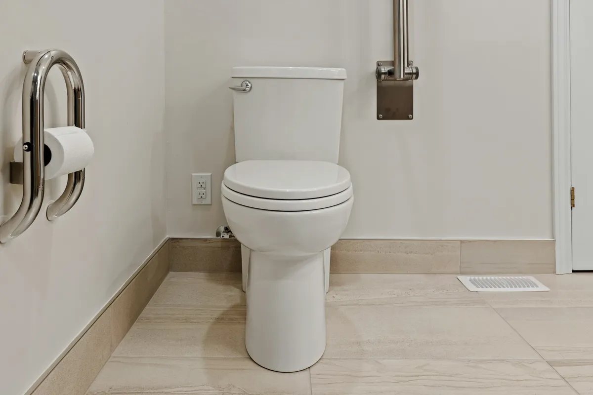 Csillogó vécé WC-tisztítás után
