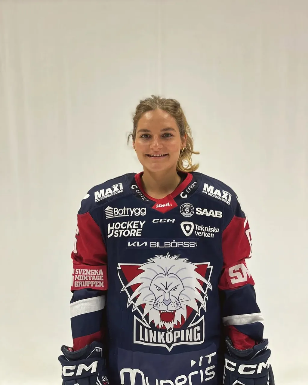 Levetkőzött a Playboynak a szexi német hokis, Franziska Feldmeier