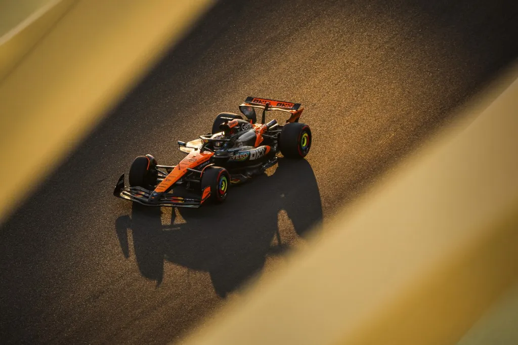 A címvédő McLaren is lerántotta a leplet az új F1-es autójáról
