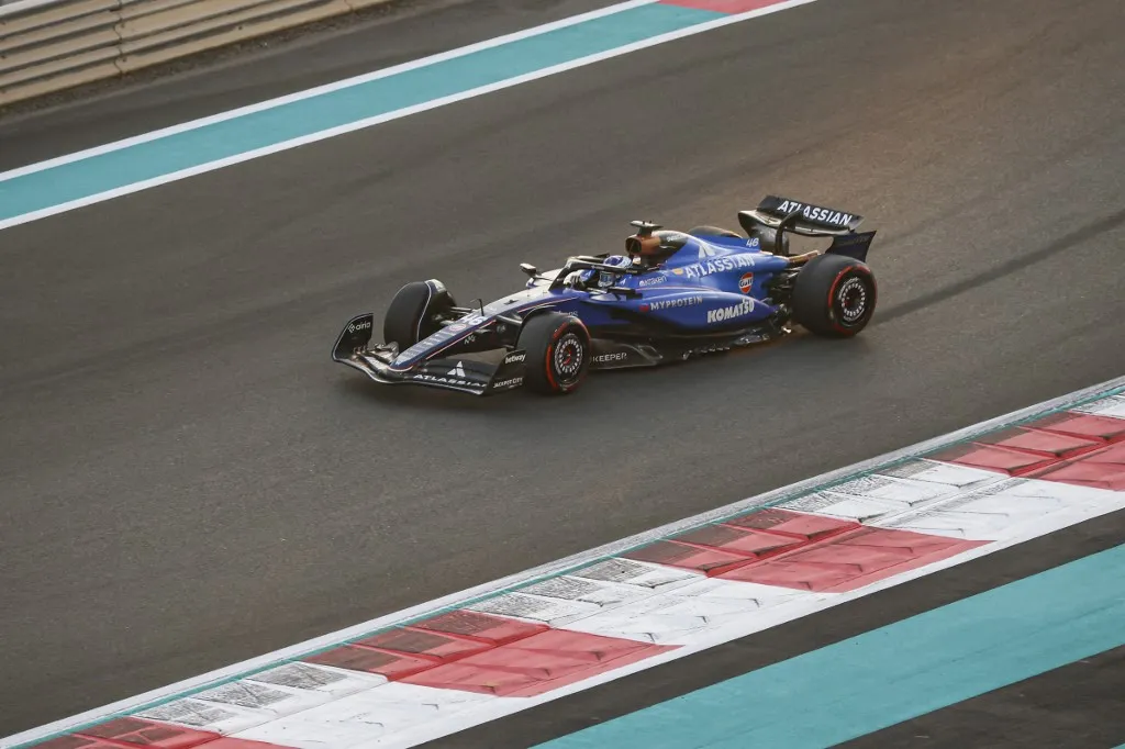 Luke Browning Abu-Dzabiban a Williams volánja mögött