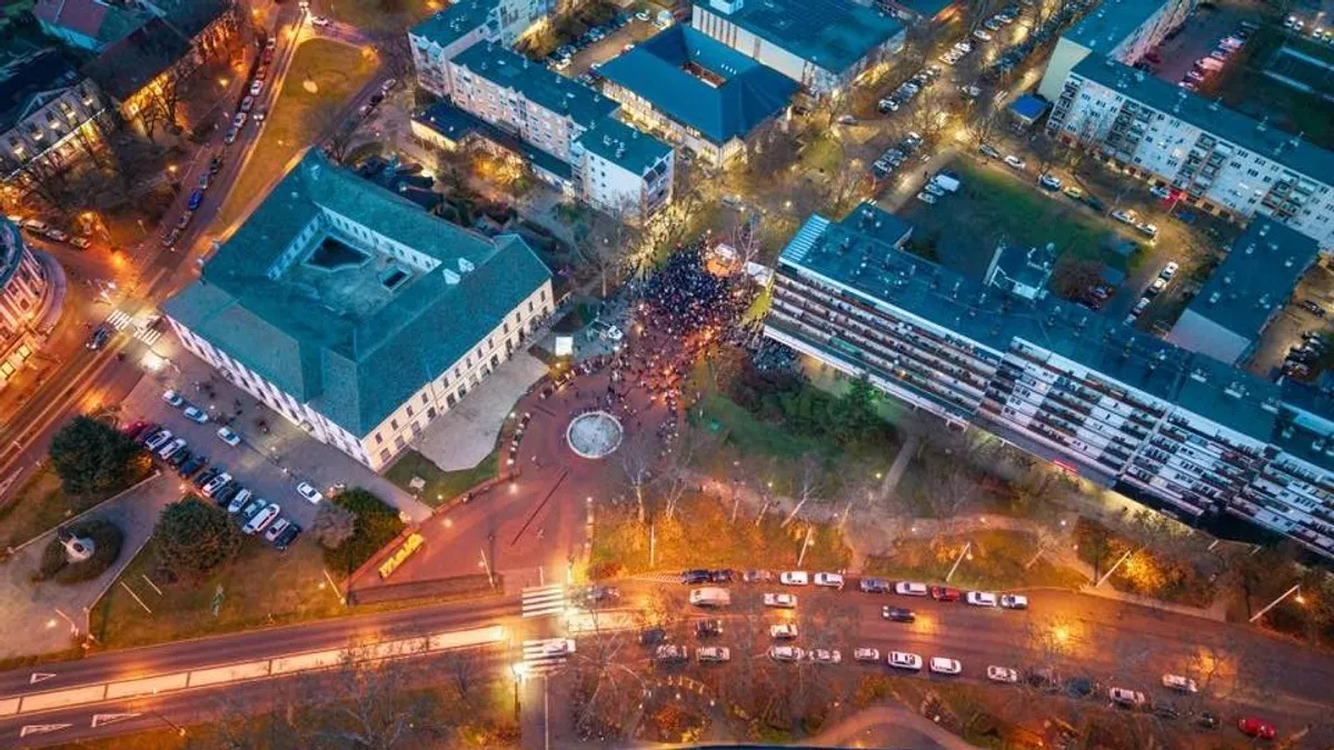 Makón Magyar Péter teljesen leégette magát.