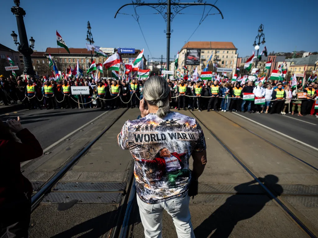 Békemenet, békemenet2026, békemenet2026.03.15., felvonulás, Civil Összefogás Fórum, CÖF, BékemenetCÖF, Fidesz,