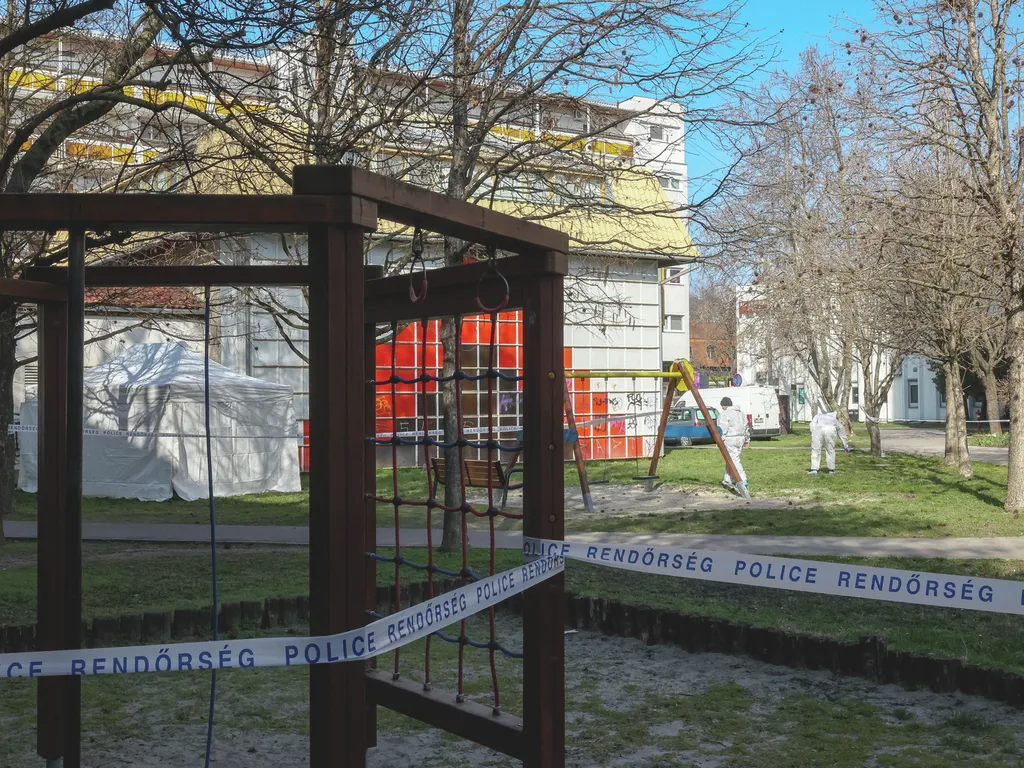játszótér, holttest, férfi holttest, Tambov lakótelep, rendőrség, Szekszárd, játszótérférfiholttest, 2026.03.11., 