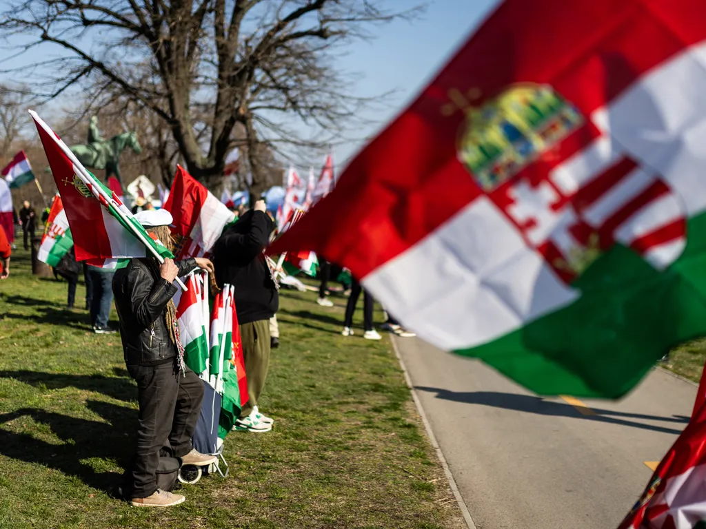 Békemenet, békemenet2026, békemenet2026.03.15., felvonulás, Civil Összefogás Fórum, CÖF, BékemenetCÖF, Fidesz,
