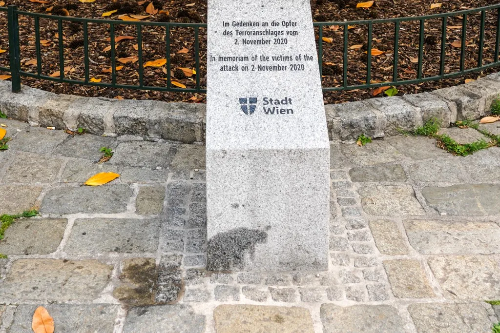 A migráció nyomában járó terror Bécset is elérte