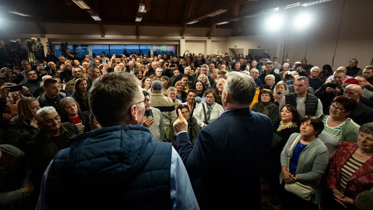 Borítókép: Orbán Viktor országjárása (Fotó: Miniszterelnöki Kommunikációs Főosztály/Fischer Zoltán)