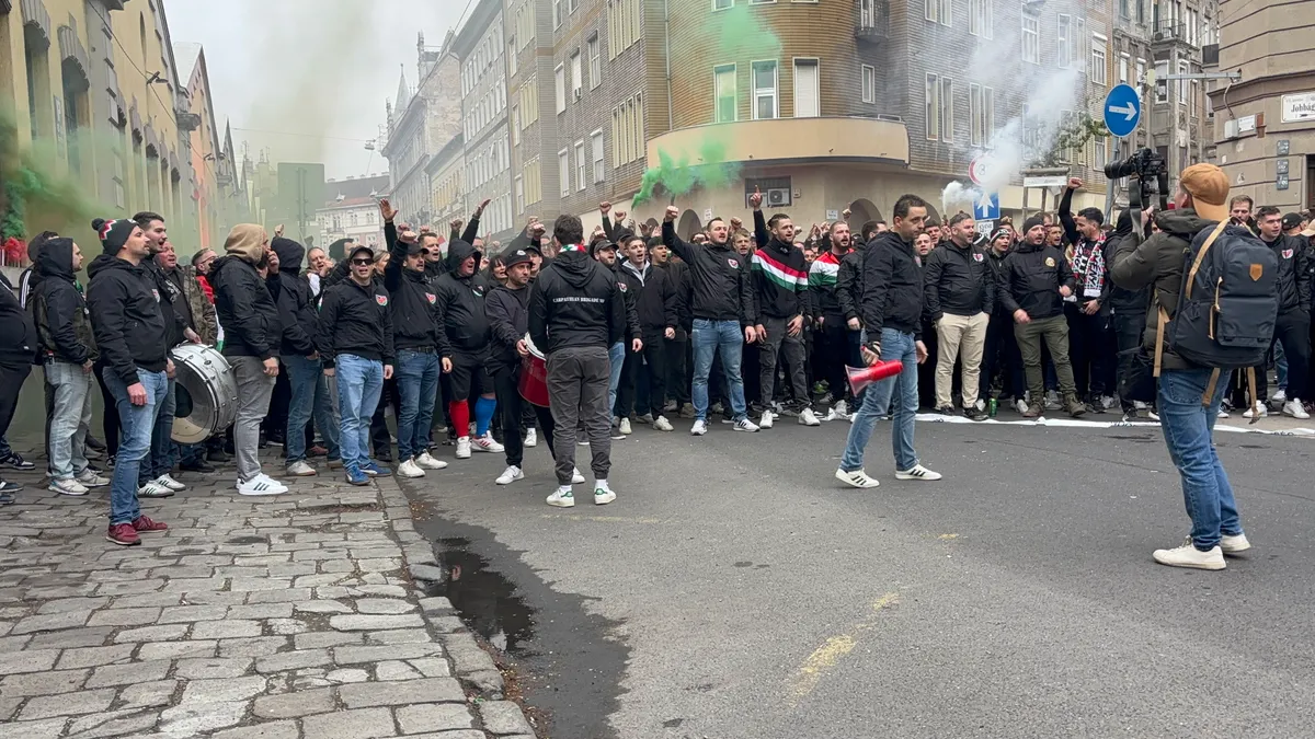 A magyar válogatott szurkolói szenzációs hangulatot csináltak