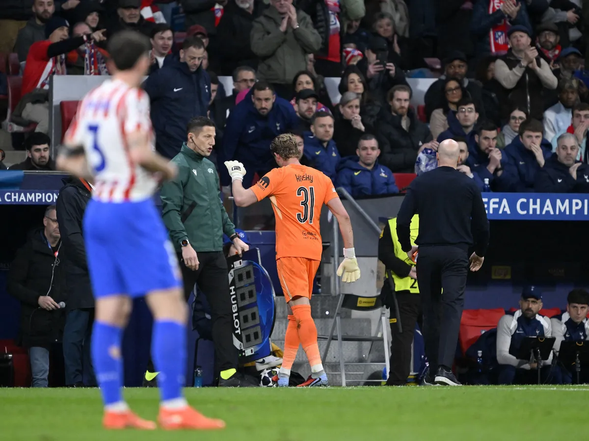 A 22 éves cseh kapus élete legborzalmasabb estéjén van túl, nem erre számított első Bajnokok Ligája-meccsén