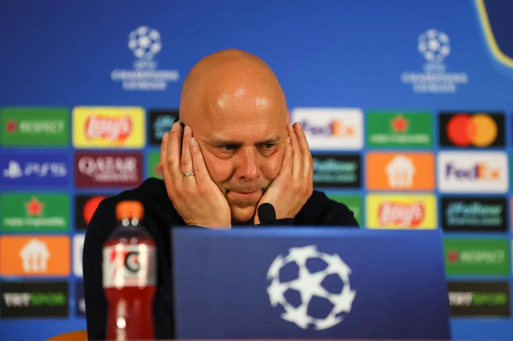 ISTANBUL, TURKIYE - MARCH 10: Liverpool head coach Arne Slot speaks during a press conference after the UEFA Champions League round of 16 play-off first leg match between Galatasaray and Liverpool at RAMS Park in Istanbul, Turkiye, on March 10, 2026. Cem Tekkesinoglu / Anadolu (Photo by Cem Tekkesinoglu / Anadolu via AFP)