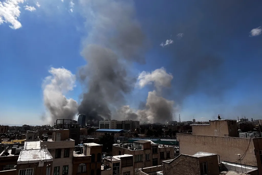 Képes beszámoló a támadásokról: az iráni háború legfrissebb felvételei -Galéria