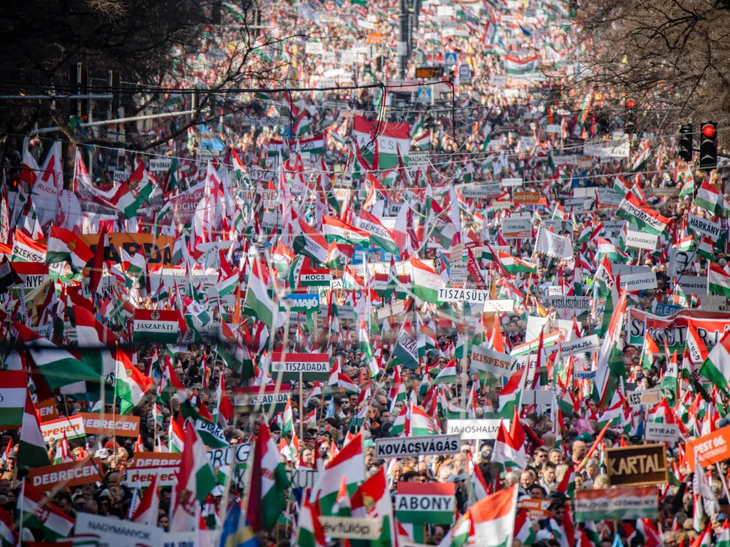 Békemenet, békemenet2026, békemenet2026.03.15., felvonulás, Civil Összefogás Fórum, CÖF, BékemenetCÖF, Fidesz,