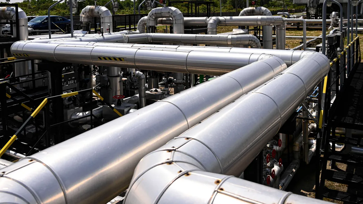 Orbán Balázs szerint a kőolajvezeték lezárása Magyar Péter és Zelenszkij közös akciója