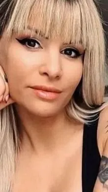 Szexi szettben lubickolt Metzker Viki