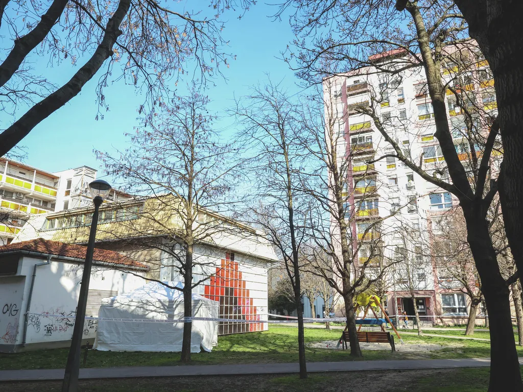 játszótér, holttest, férfi holttest, Tambov lakótelep, rendőrség, Szekszárd, játszótérférfiholttest, 2026.03.11., 