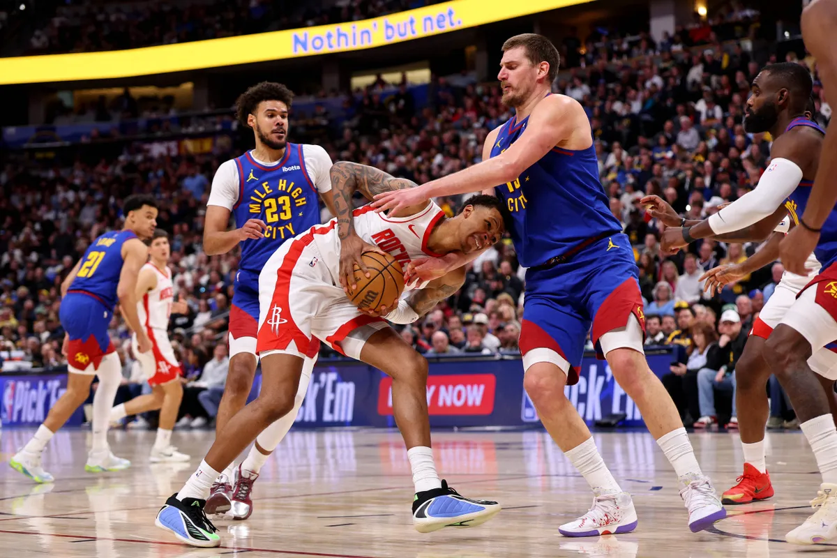 Jokic ezúttal is remekelt, pedig mindent bevetettek ellene Fotó: JAMIE SCHWABEROW / GETTY IMAGES NORTH AMERICA