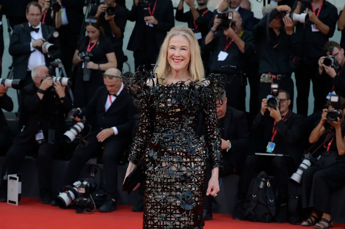 SAG, 28 August 2024.Catherine O Hara attends at red carpet opening ceremony of Venice Film Festival Credit: A.M.Tinghino/GoffPhotos.com Ref: KGC-356