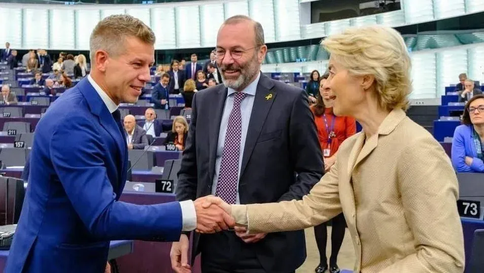 Kocsis Máté rávilágítottt a Tisza Párton belüli ellentmondásokra (Fotó: AFP)