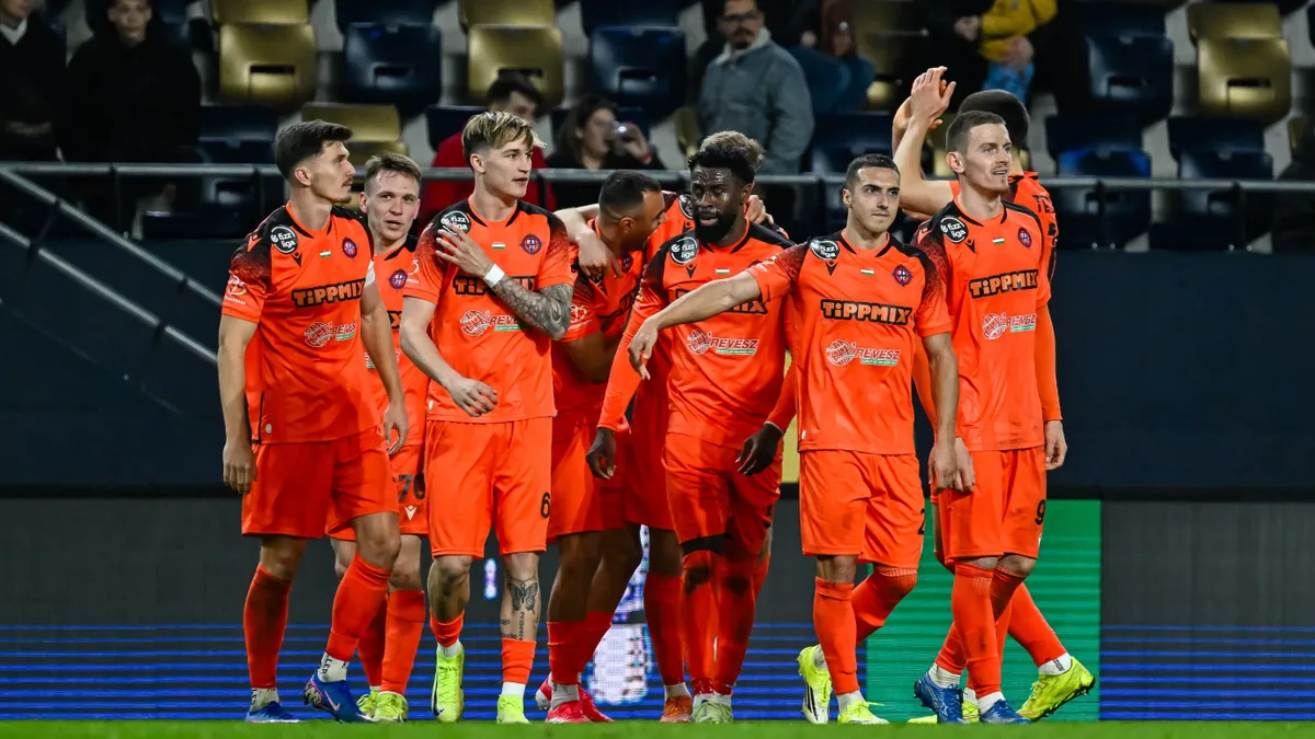 Felcsúton a naplemente szakította meg a meccset – videó