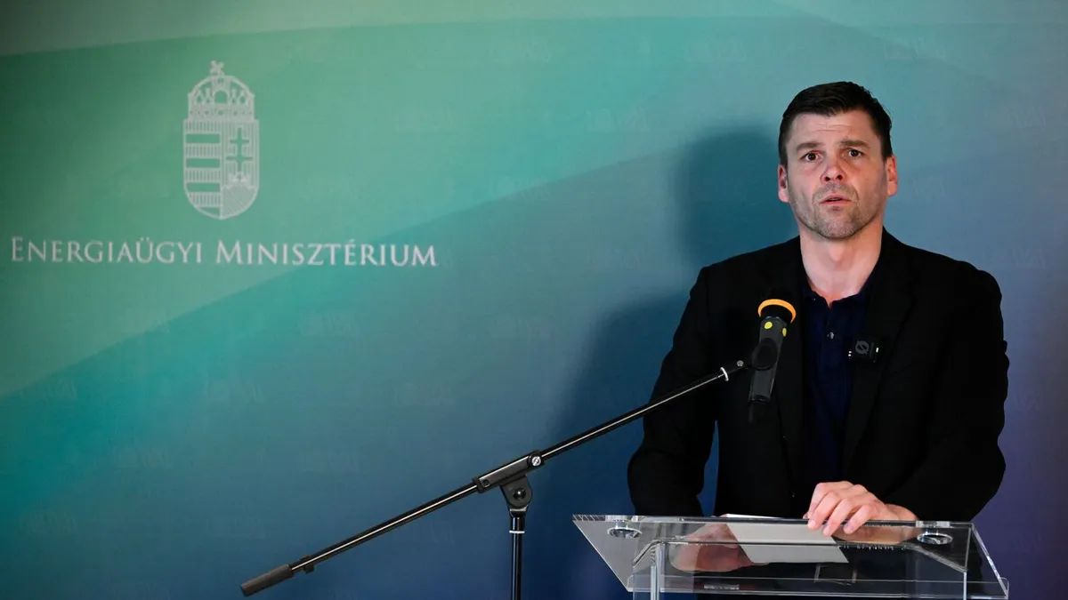 Czepek Gábor Fotó: Hegedüs Róbert Forrás: MTI Fotószerkesztõség