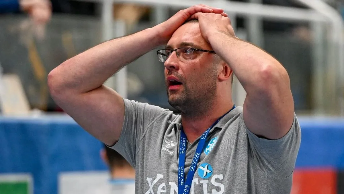 Megmentőként hívta vissza korábbi külföldi csapata a magyar edzőlegendát