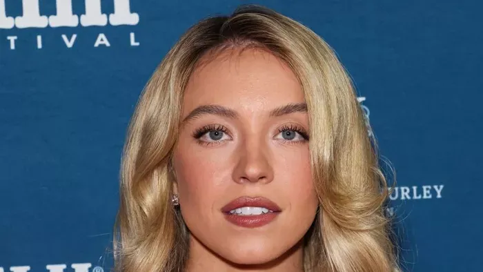 Komoly feszültség az Eufória kulisszái mögött – Zendaya és Sydney Sweeney állítólag már nem beszélnek